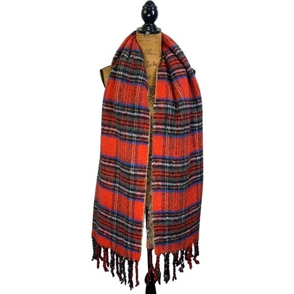 STEVE MADDEN Plaid & Animal Print Chunky Reversible Blanket Wrap Scarf‎ - OS - Picture 1 of 12